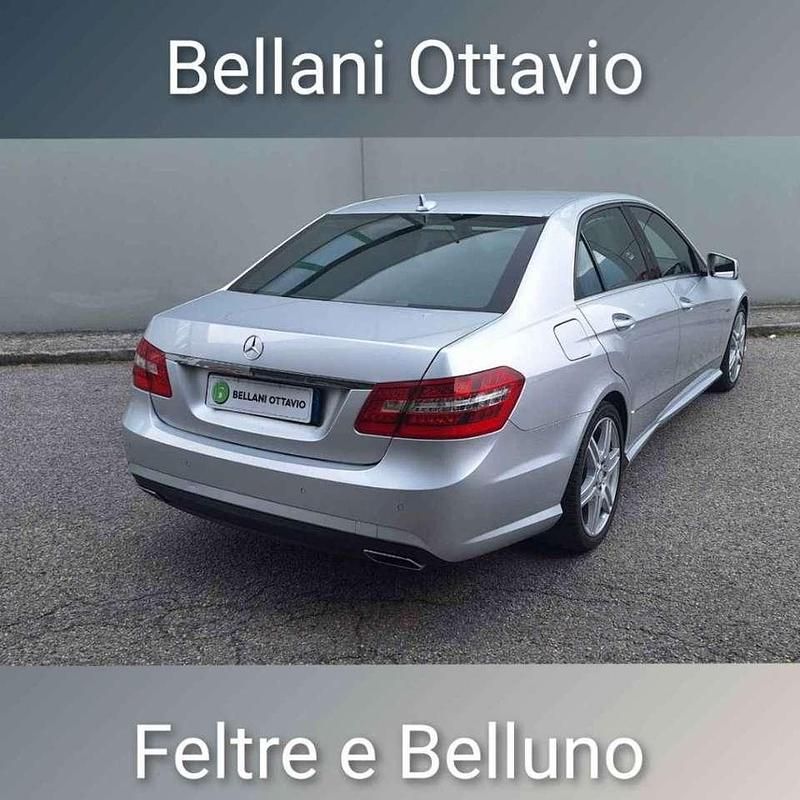 Usata Mercedes E220 Avantgarde 170 CV (125 kW) 2011 Argento brillante Berlina