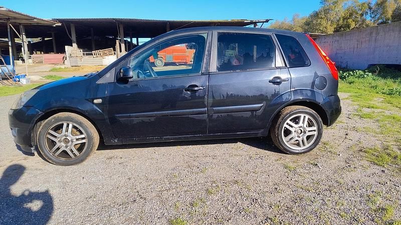 Usata Ford Fiesta 2007 Nero Utilitaria