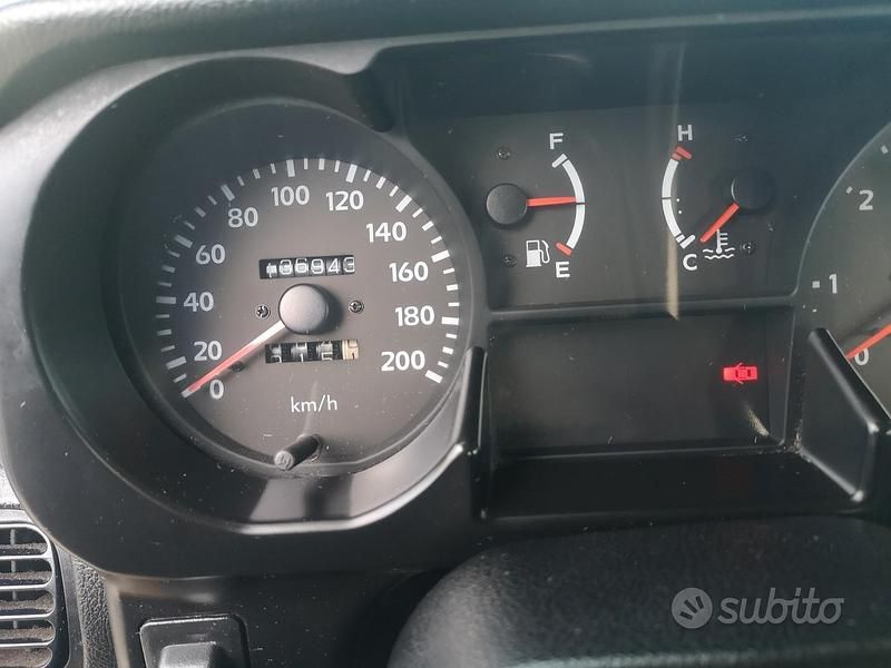 Usata Hyundai Galloper 100 CV (73 kW) 2001 Grigio SUV