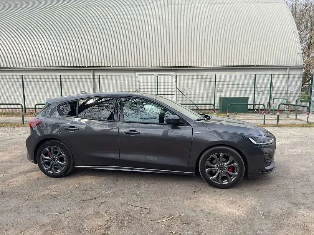 Usata Ford Focus ST-Line 125 CV (91 kW) 2023 Berlina