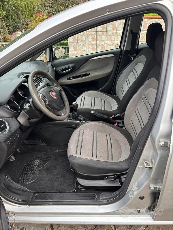 Usata Fiat Grande Punto 2010 Grigio Utilitaria