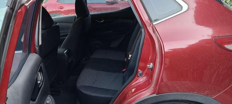 Usata Nissan Qashqai Acenta 115 CV (84 kW) 2014 Rosso SUV