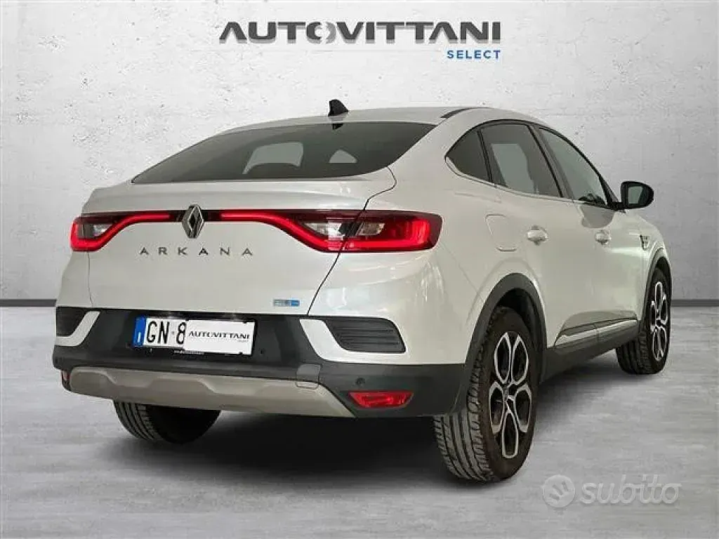 Usata Renault Arkana Intens 145 CV (106 kW) 2023 Bianco SUV