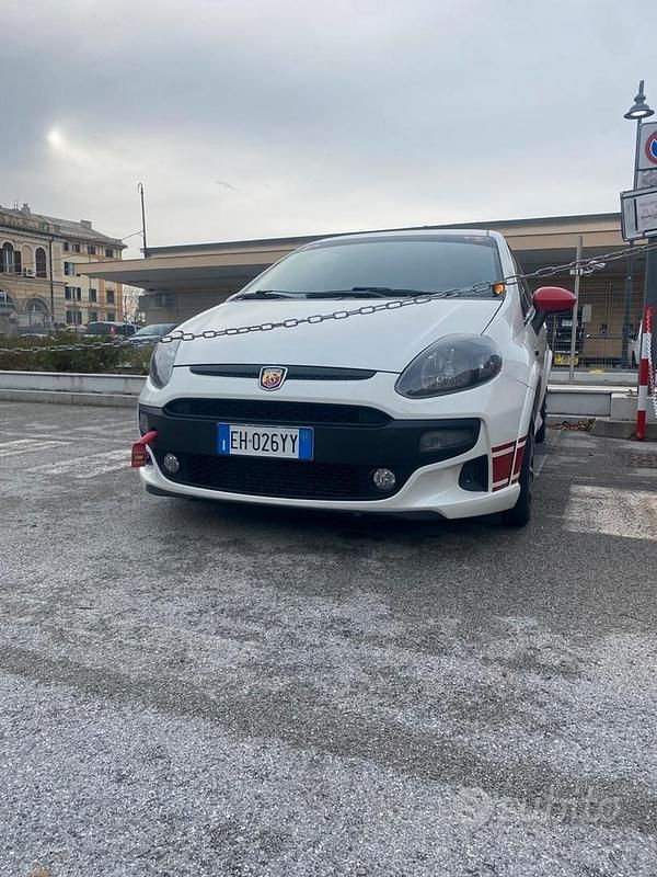 Usata 2011 Abarth Punto Evo Due volumi | 11.000 € (Ottimo prezzo) - Immagine 1/4