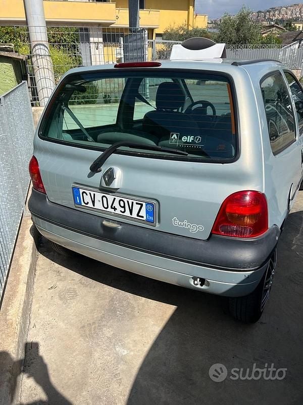 Usata Renault Twingo 58 CV (42 kW) 2005 Grigio Utilitaria
