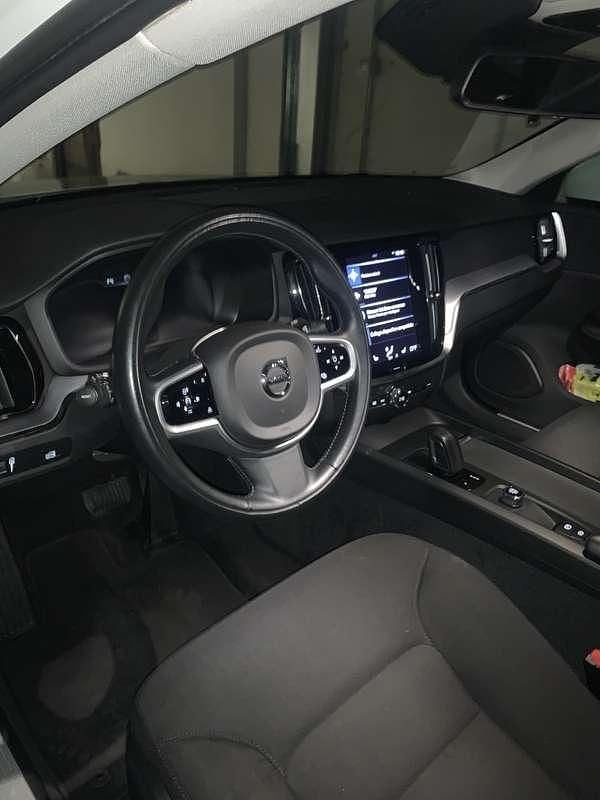 Usata Volvo V60 Business Edition 163 CV (119 kW) 2020 Station wagon