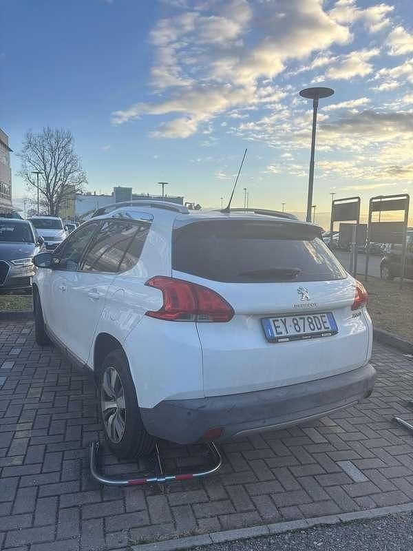 Usata Peugeot 2008 Allure 82 CV (60 kW) 2015 SUV