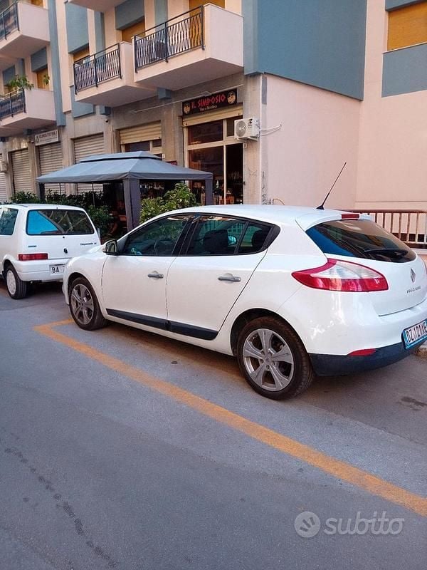 Usata Renault Mégane 110 CV (80 kW) 2009 Bianco Berlina