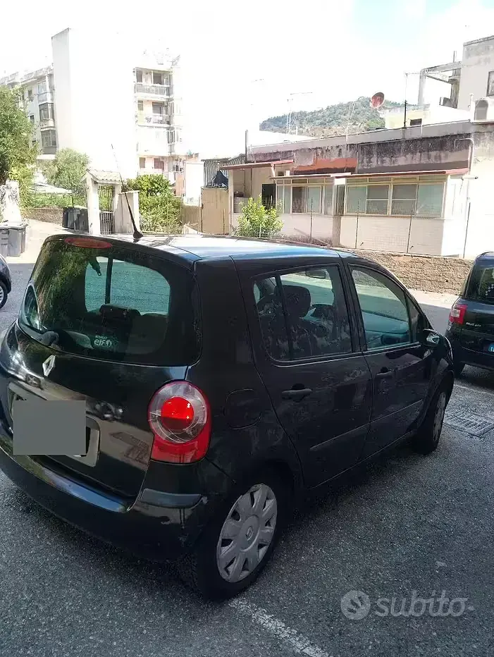 Usata Renault Modus 75 CV (55 kW) 2007 Nero Monovolume