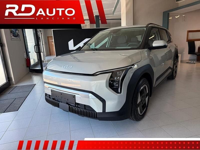 Nuova Kia EV3 Air 49 kW (67 CV) 2025 Argento SUV