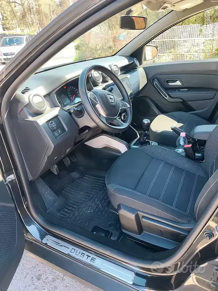 Usata Dacia Duster 101 CV (74 kW) 2022 Nero SUV