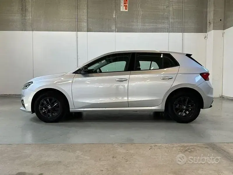 Usata Skoda Fabia 80 CV (58 kW) 2025 Grigio Utilitaria