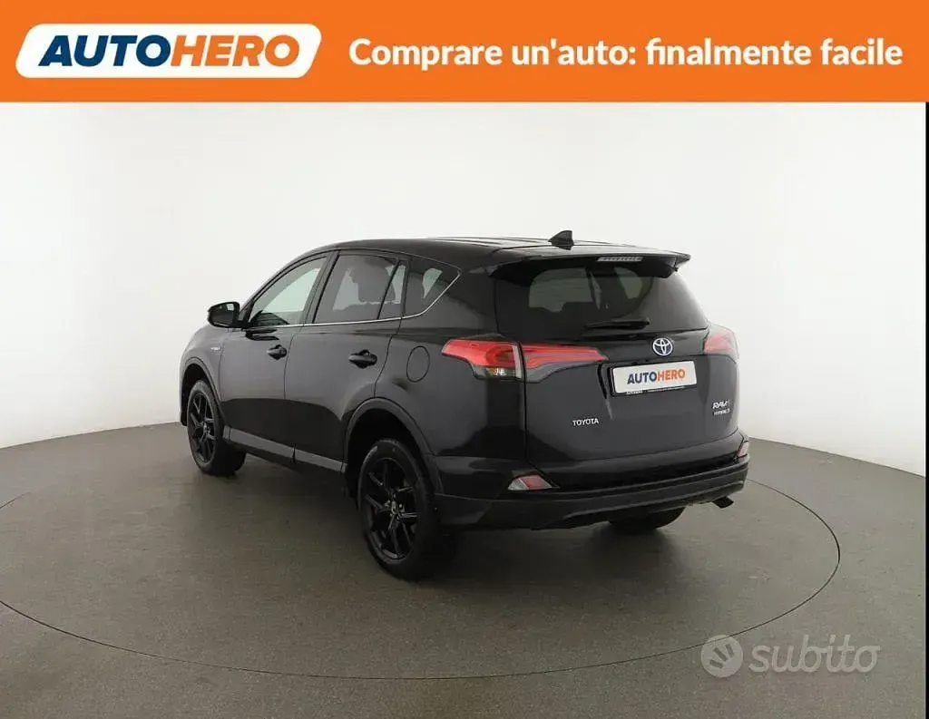 Second-hand Toyota RAV4 Hybrid 155 CP (114 kW) 2018 Negru SUV