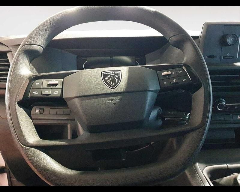 Usata Peugeot Expert 144 CV (105 kW) 2024 Bianco Furgone