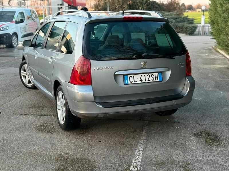 Usata Peugeot 307 107 CV (78 kW) 2005 Grigio Station wagon