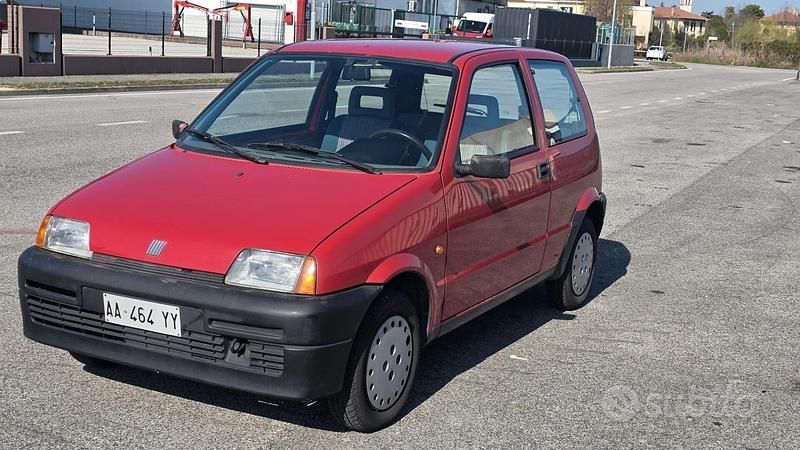 Usata Fiat Cinquecento 39 CV (28 kW) 1995 Rosso Utilitaria