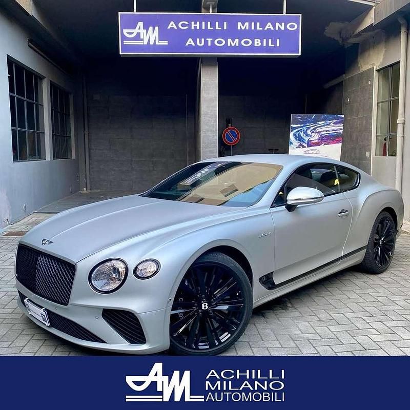 Usata Bentley Continental GT 659 CV (484 kW) 2023 Pellicola grigio satinato Coupé