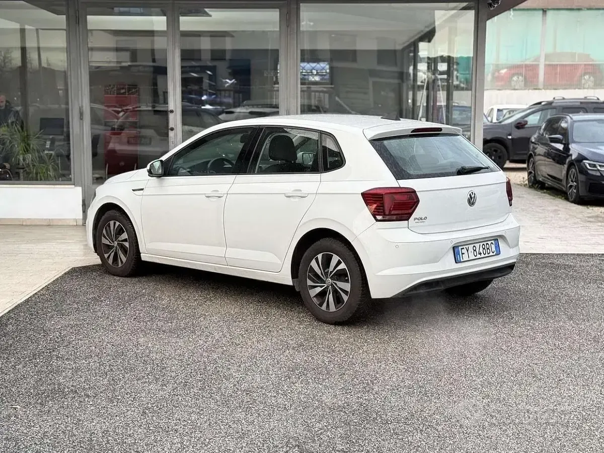 Usata VW Polo 65 CV (47 kW) 2019 Bianco Utilitaria
