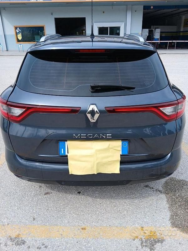 Usata Renault Mégane IV Intens 115 CV (84 kW) 2018 Grigio Station wagon