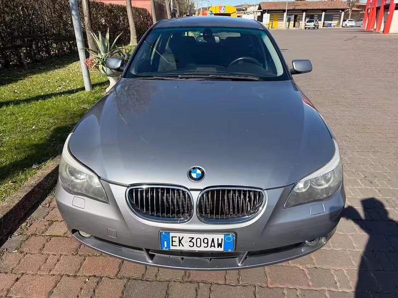 Usata BMW 530 217 CV (159 kW) 2005 Grigio Berlina