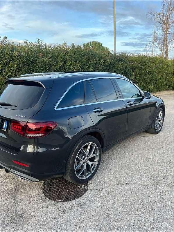 Usata Mercedes GLC300 Premium Plus 245 CV (180 kW) 2020 SUV