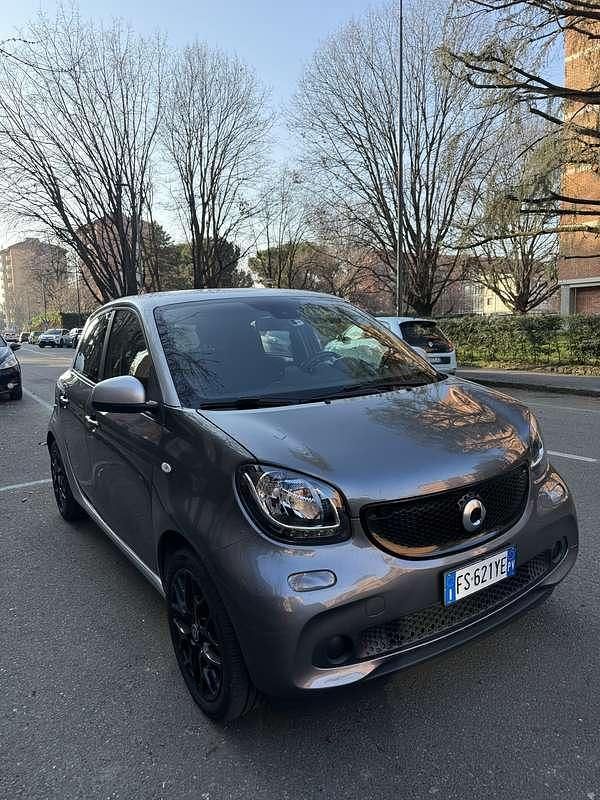 Usata Smart ForFour Passion 90 CV (66 kW) 2018 Utilitaria