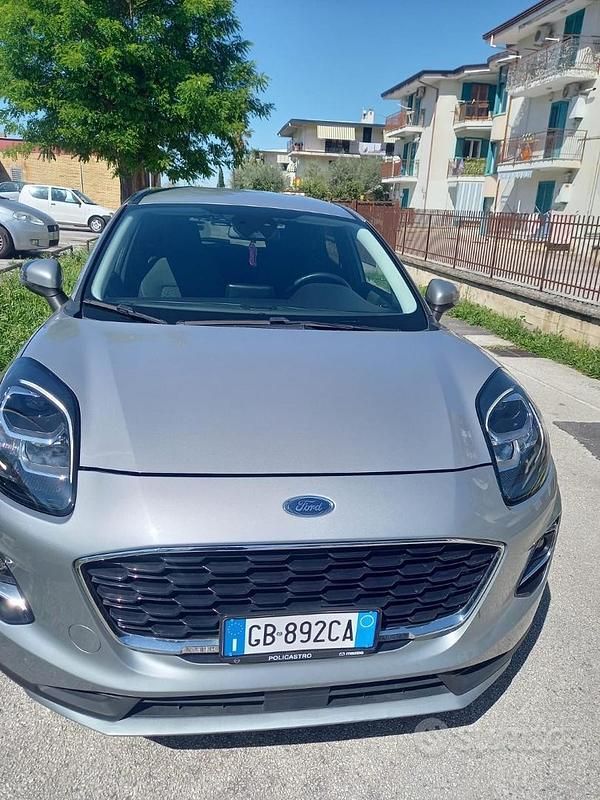 Usata Ford Puma 125 CV (91 kW) 2020 Grigio Utilitaria