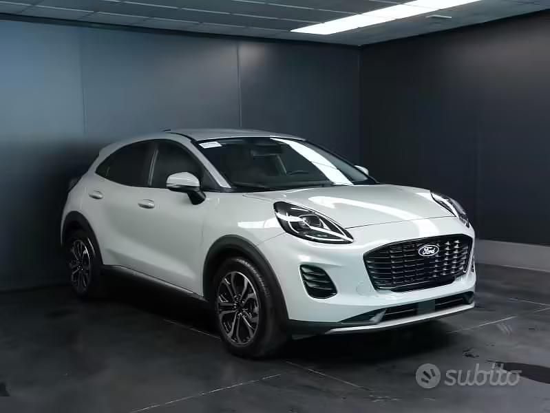 Usata Ford Puma Titanium 125 CV (91 kW) 2025 Grigio SUV