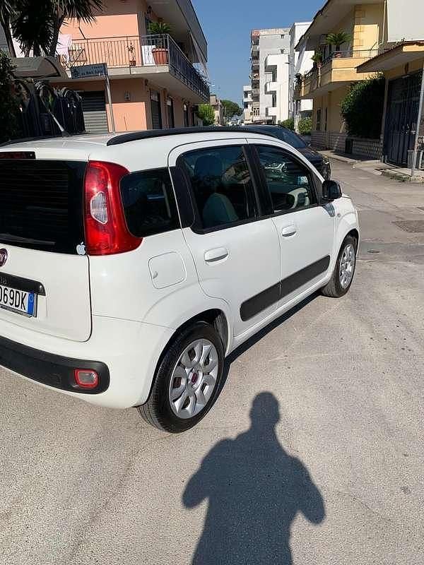 Usata Fiat Panda Lounge 69 CV (50 kW) 2014 Utilitaria