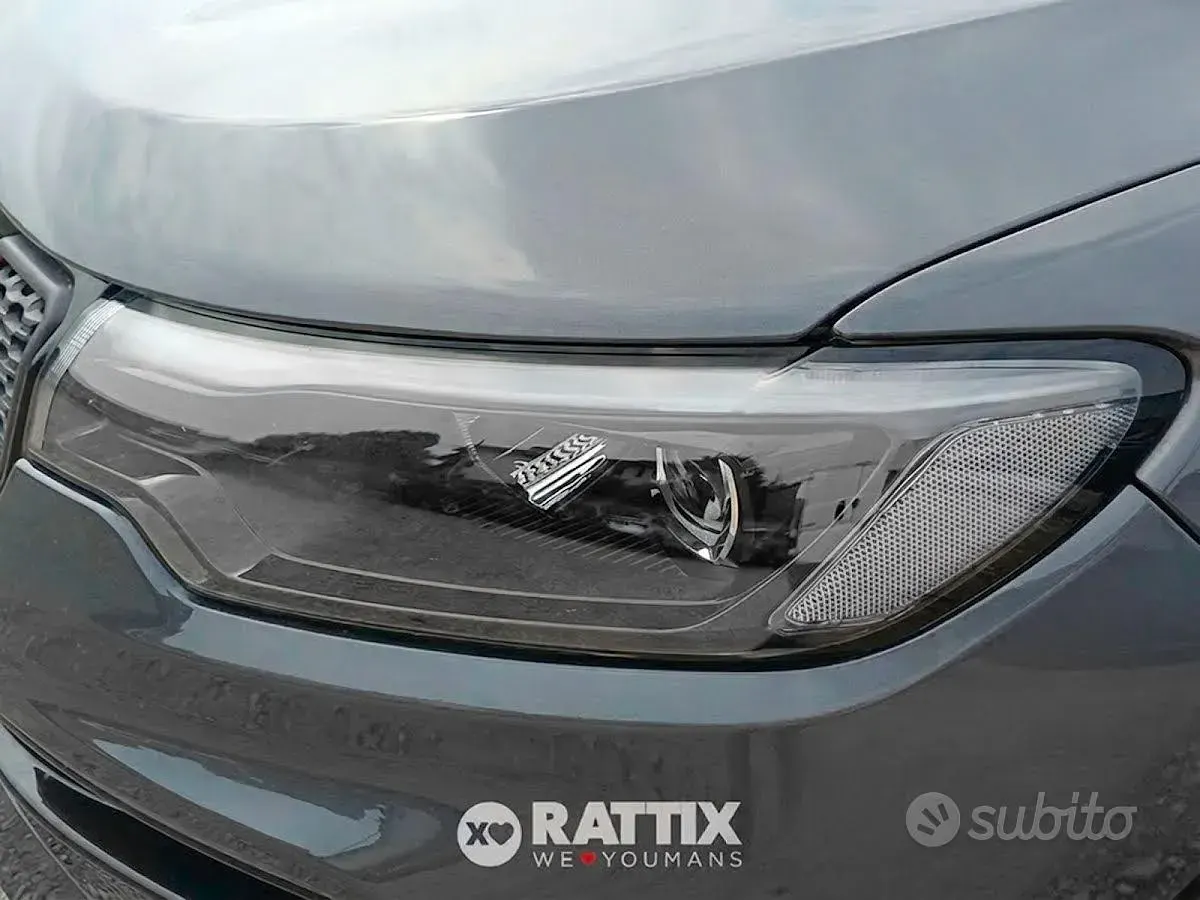 Gebraucht Jeep Compass Summit 131 PS (96 kW) 2025 Grau SUV