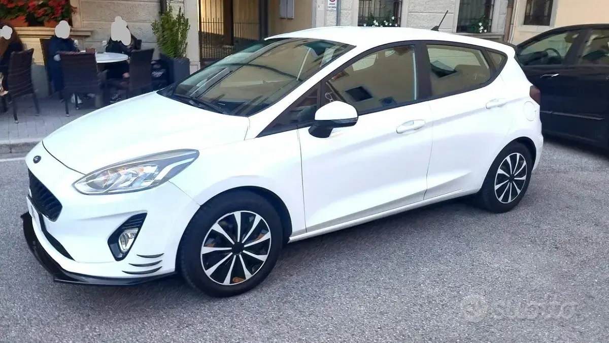Usata Ford Fiesta 75 CV (55 kW) 2020 Bianco Utilitaria