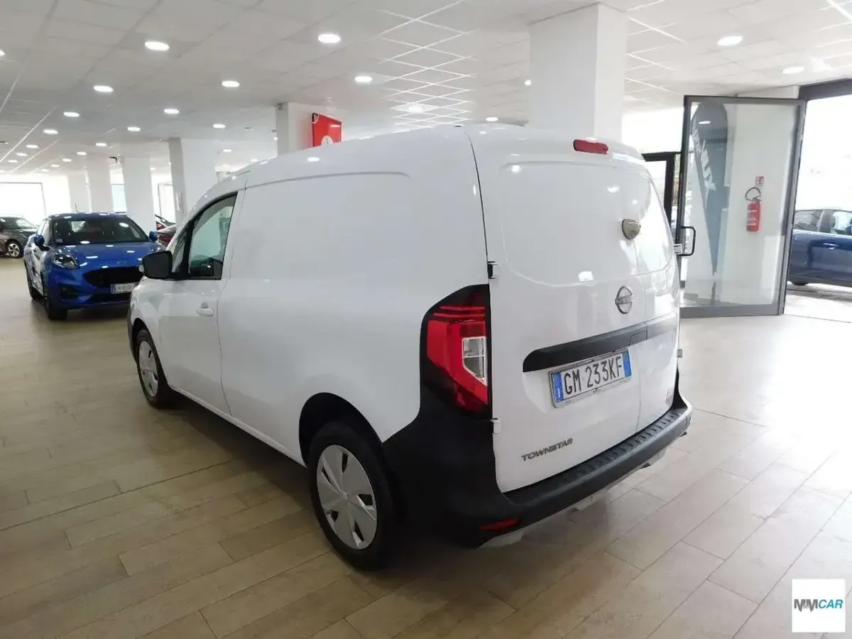 Usata Nissan Townstar N-Connecta 131 CV (96 kW) 2023 Bianco Monovolume