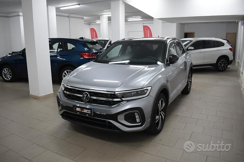 Usata VW T-Roc R-line 150 CV (110 kW) 2024 Grigio SUV