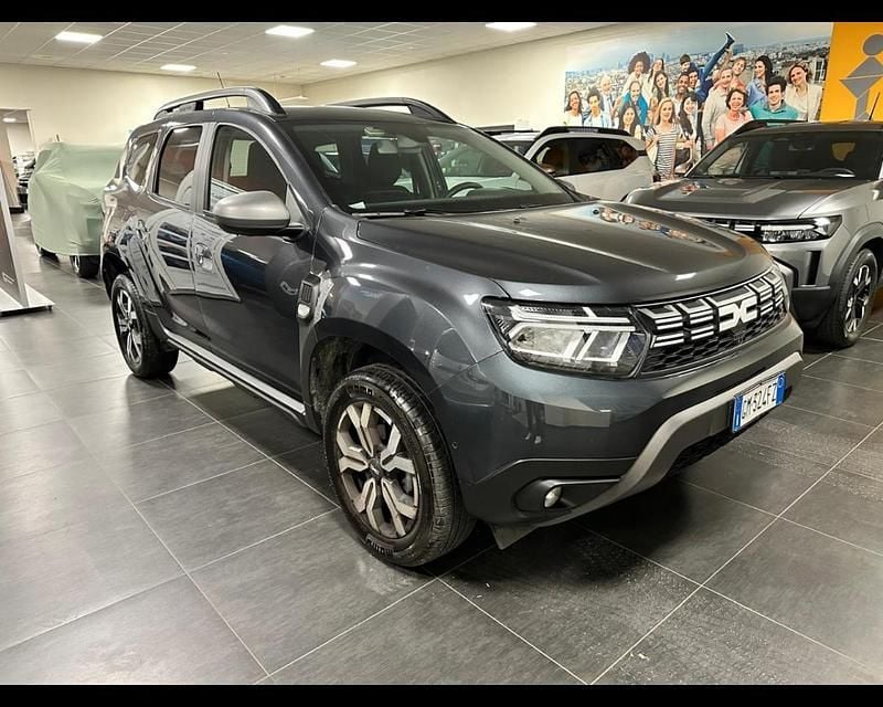 Usata Dacia Duster Journey 101 CV (74 kW) 2023 Grigio SUV