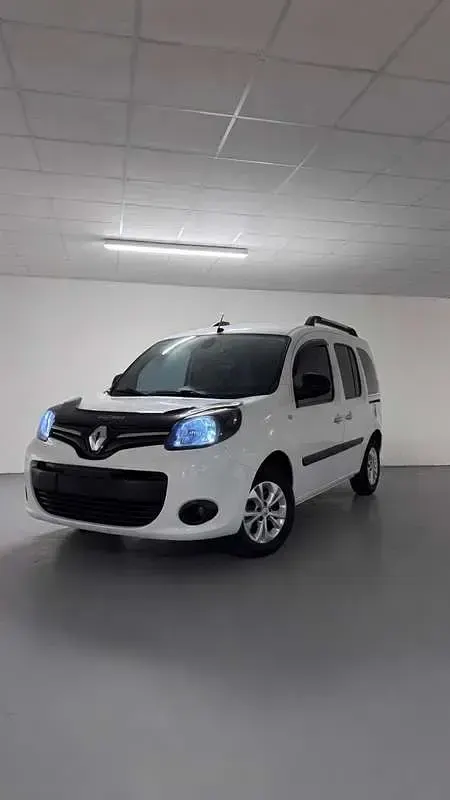 Usata Renault Kangoo 90 CV (66 kW) 2014 Monovolume