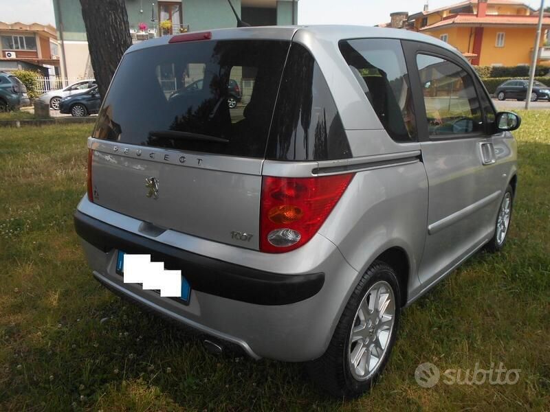 Usata Peugeot 1007 109 CV (80 kW) 2007 Grigio Monovolume