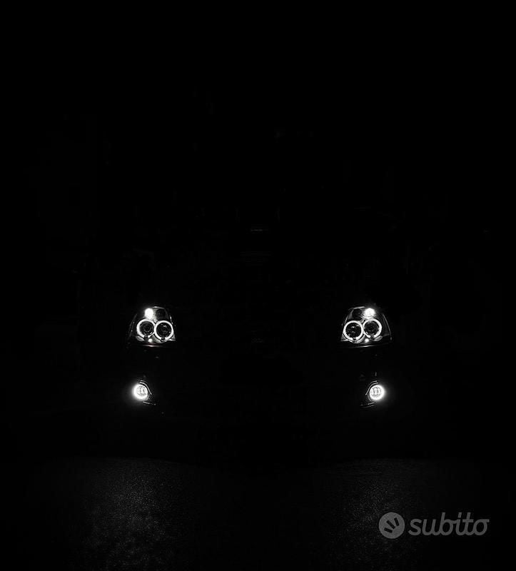 Usata Ford Fiesta 75 CV (55 kW) 2006 Berlina