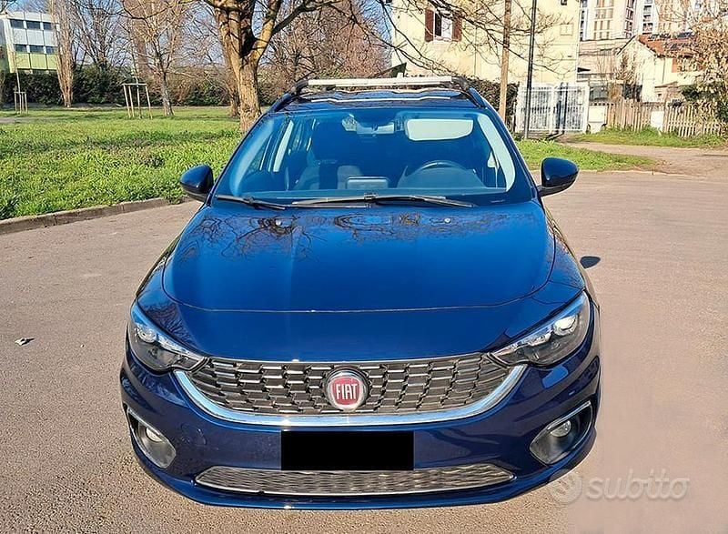 Usata Fiat Tipo S 120 CV (88 kW) 2018 Blu Station wagon