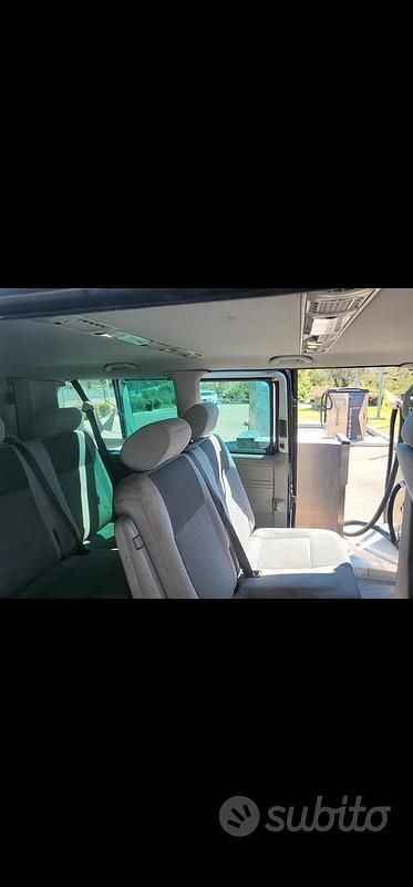 Usata VW Caravelle 2010 Monovolume