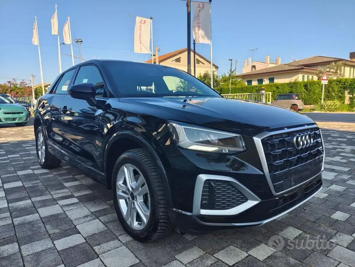 Usata Audi Q2 110 CV (80 kW) 2023 Nero SUV