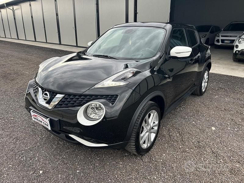 Usata Nissan Juke N-Connecta 110 CV (80 kW) 2016 Nero SUV
