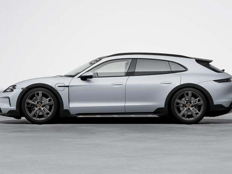 Nuova Porsche Taycan Cross Turismo 300 kW (408 CV) 2026 Grigio ghiaccio metallizzato