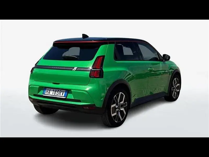 Nuova Renault 5 E-Tech Komfort 110 kW (150 CV) 2025 Verde chiaro