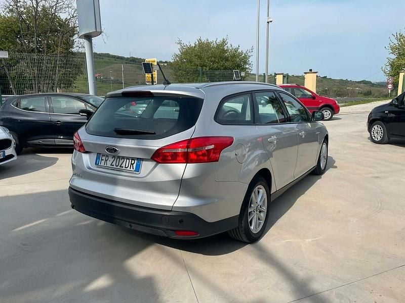 Usata Ford Focus Business Edition 119 CV (87 kW) 2018 Grigio Station wagon