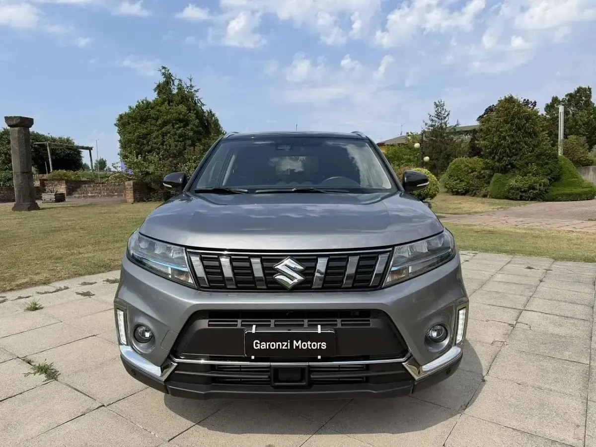 Usata Suzuki Vitara 129 CV (94 kW) 2023 Grigio SUV