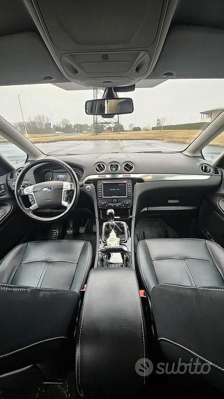 Usata Ford S-MAX Titanium 200 CV (147 kW) 2011 Grigio Monovolume