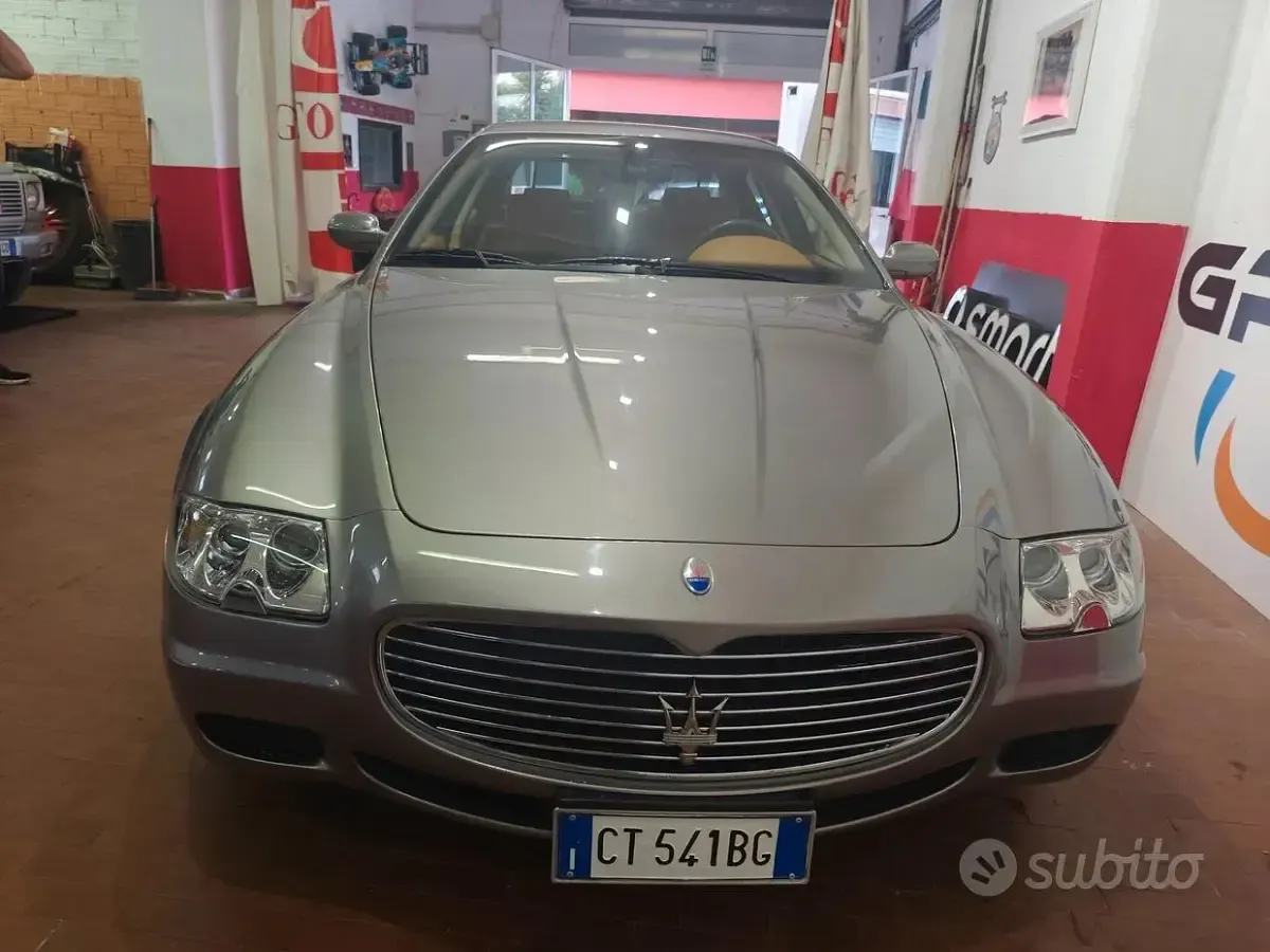 Usata Maserati Quattroporte 400 CV (294 kW) 2005 Grigio Berlina