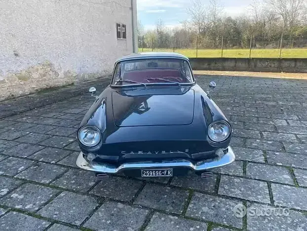 Usado Renault Caravelle 1960 Negro Berlina