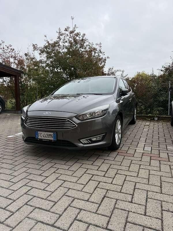 Usata Ford Focus Titanium X 120 CV (88 kW) 2016 Berlina