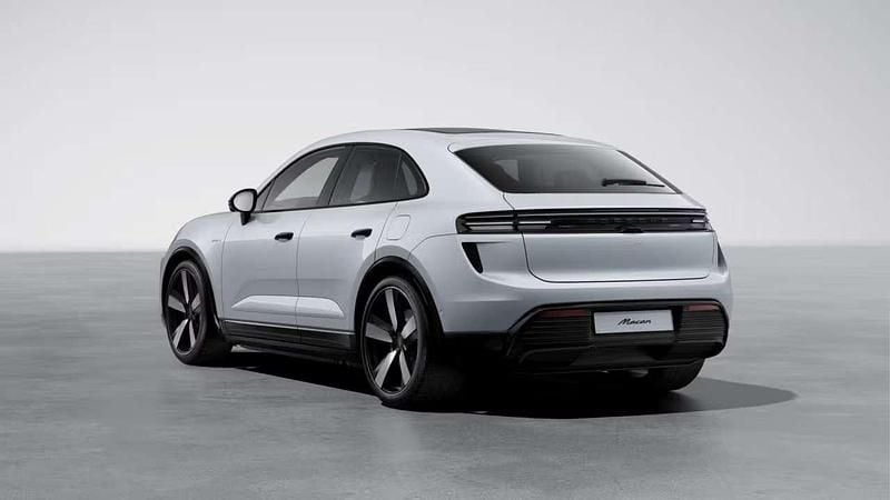 Usata Porsche Macan Turbo 469 kW (639 CV) 2024 Grigio SUV